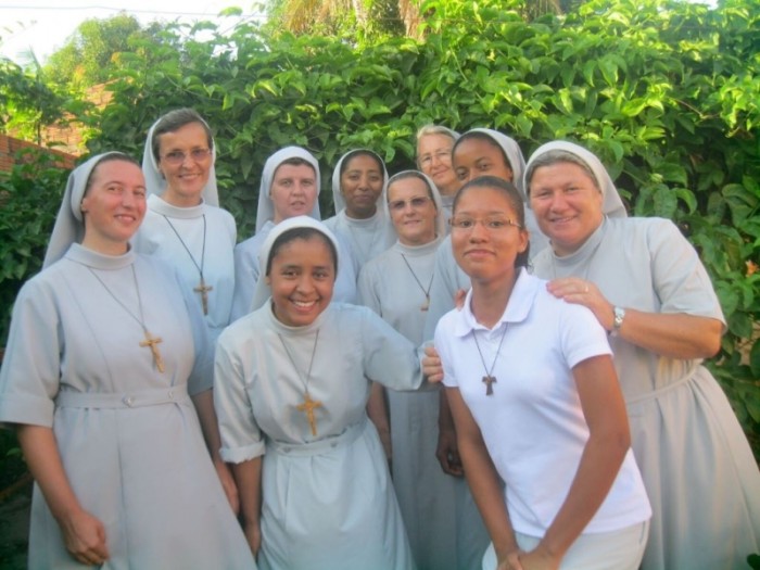 800x600mAUTOcWHITE (1)