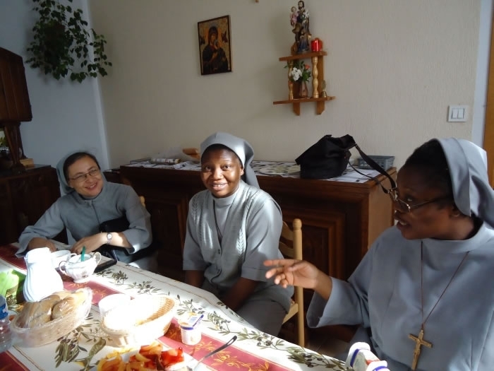 800x600mAUTOcWHITE (1)