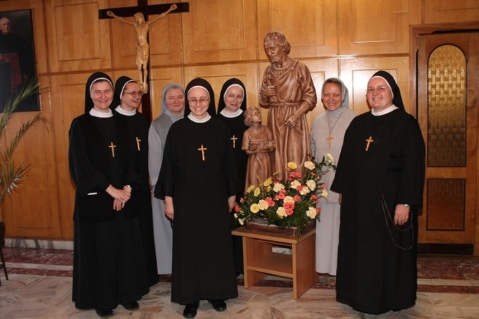 800x600mAUTOcWHITE (4)