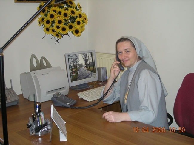 800x600mAUTOcWHITE (7)