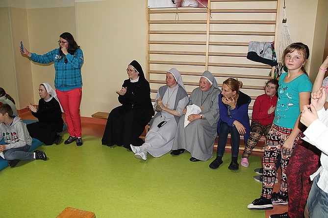 afd70f_68698d79c3544c109d882411f9a84a33